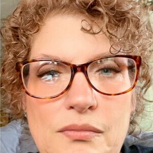 Meet your Posher, Theresa terry
